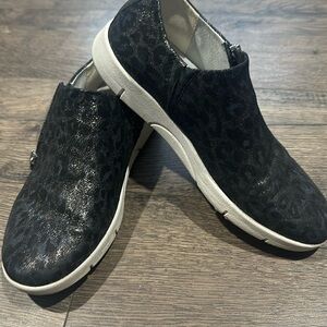 Johnston & Murphy shows